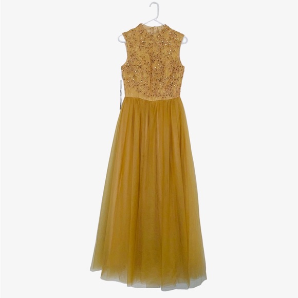 Flawless Gold Dress! 💛😩 - Picture 2 of 7